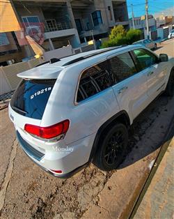 جيب جراند شيروكي